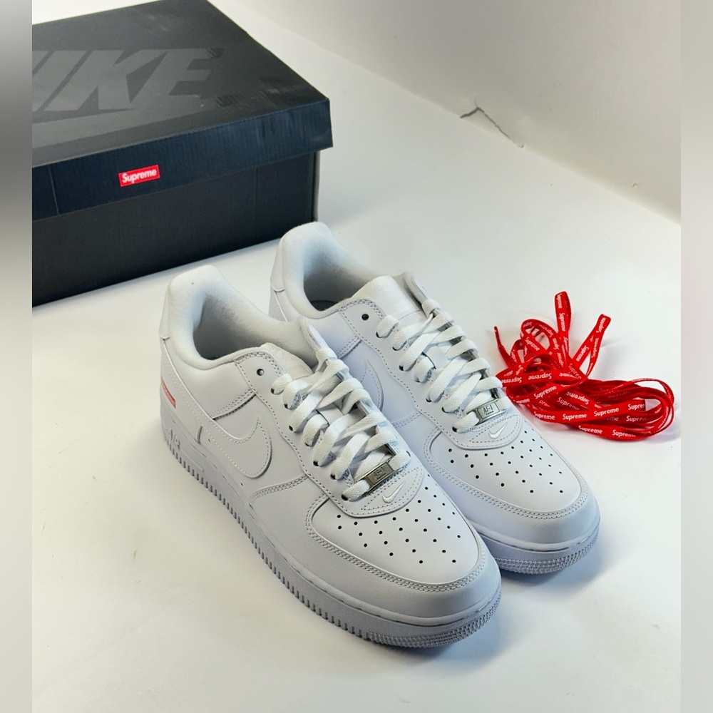 Supreme x Nike Air Force 1 Low BRAND NEW Men’s Sneakers LIMITED EDITION size 10 - Picture 5 of 7